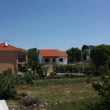 With A Parking Space Turanj, Biograd - 6212 *